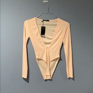NWT Nasty Gal V-Neck BodySuit Nude Polyester